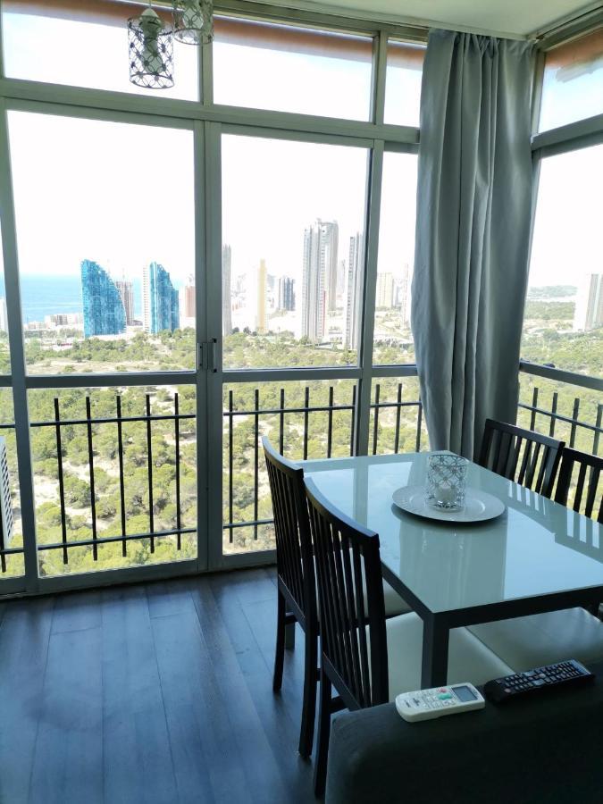 Club Medico Torre VI Apartment Бенидорм Екстериор снимка